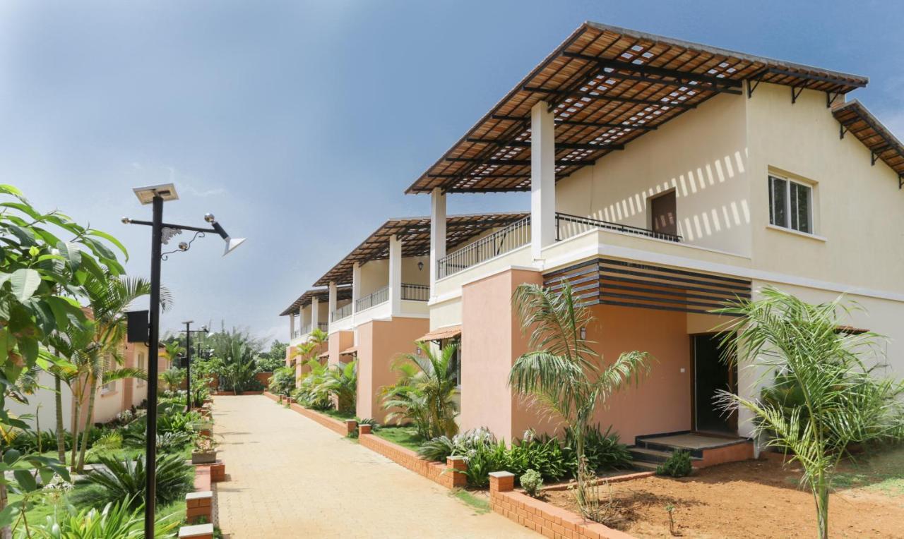 Treebo Laa Gardenia Resort, Nilavoor Lake ييلاجيري المظهر الخارجي الصورة